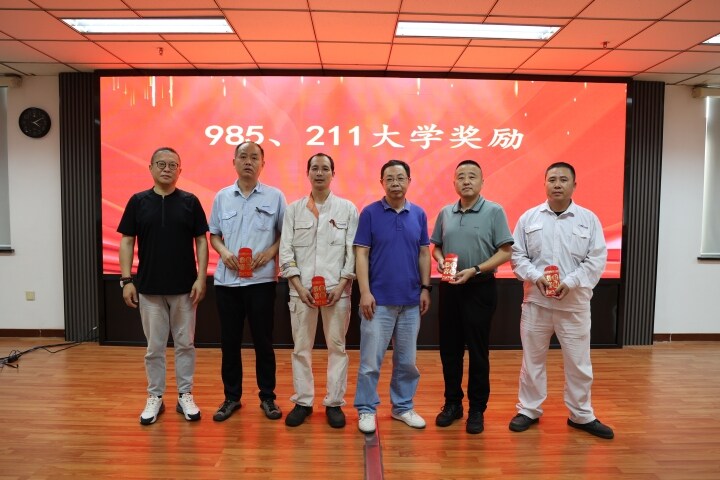 ����ͨ���������Ʒ���3.6��Ԫ��Z6������ʱ����Ա����Ů��ѧ¼ȡ������